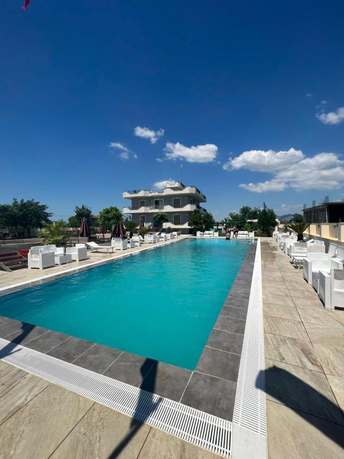 Union Villa Shkodër 外观 照片